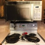 حین آشپزی تابه آتش گرفته؟ روش تمیز کردن آشپزخانه پس از آن را بیاموزید!