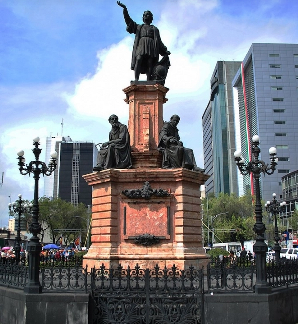 جایگزینی مجسمه زنی بومی با مجسمه کلمب در مکزیک - سرنوشت مجسمه کریستف کلمب